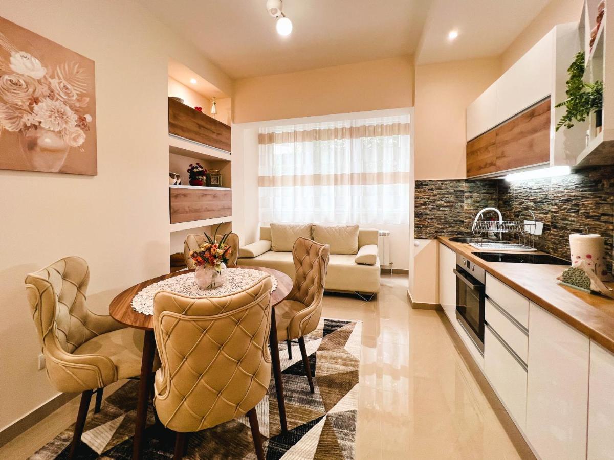 Old Town Luxury Suites Белград Екстер'єр фото